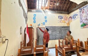 Fikri Faqih Tinjau Revitalisasi Sekolah di Brebes dan Tegal